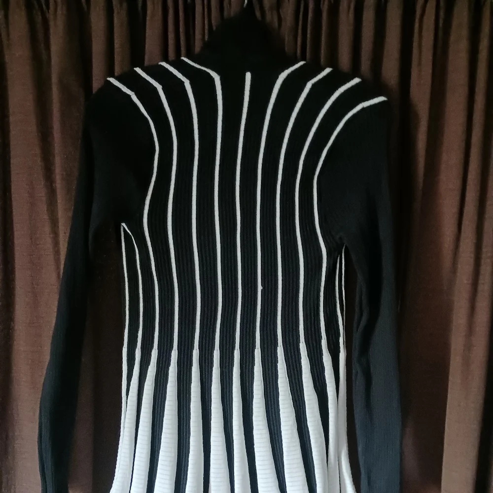 Cardigan - Picture 3 of 4